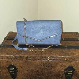 Elegant Blue Clutch with Gold Chain